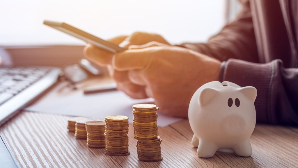 Investičný expert: „So mzdou 1500 eur je možné dosiahnuť dobré úspory“